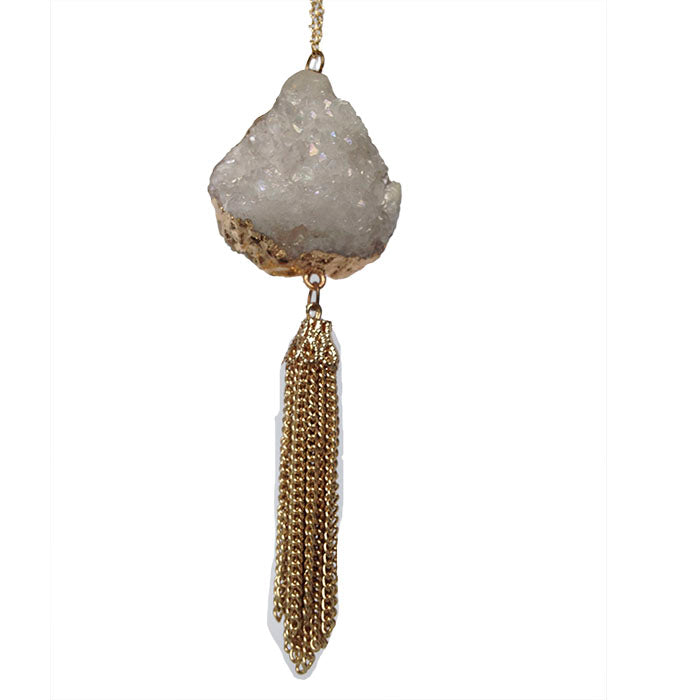 TRANSPARENT QUARTZ PENDANT: Helps you clear your thoughts