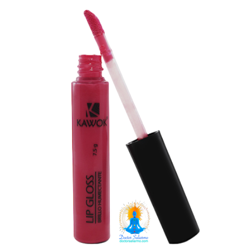 Lis Gloss es brillo y humectación no solo para tus labios, también puedes usarlo en tu rostro como iluminador o rubor.